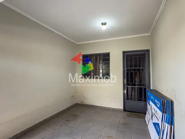 Casa com 160m² 2 quartos e 1 banheiro, à venda, no bairro Flávio Zacchi em Itapira