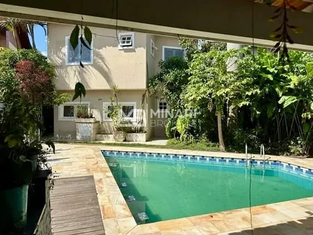 Casa com 360m² 4 quartos e 4 banheiros, à venda, no bairro Alphaville em Santana de Parnaíba