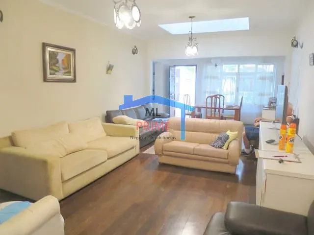 Casa com 260m² 3 quartos e 2 banheiros, à venda, no bairro Jardim Avelino em São Paulo