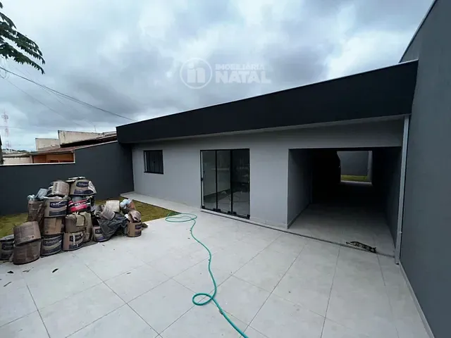 Casa com 200m² 3 quartos e 2 banheiros, à venda, no bairro Conjunto Farid Libos em Londrina