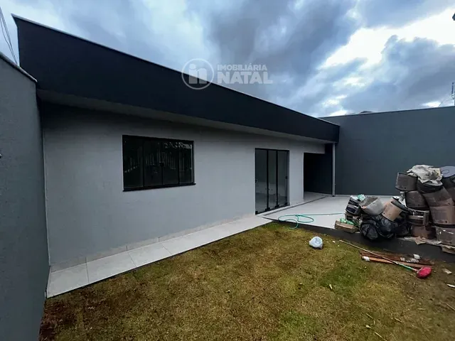 Casa com 200m² 3 quartos e 2 banheiros, à venda, no bairro Conjunto Farid Libos em Londrina