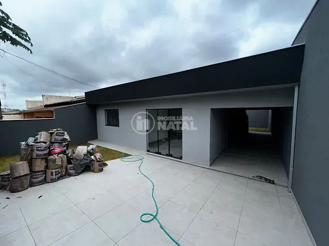 Casa com 200m² 3 quartos e 2 banheiros, à venda, no bairro Conjunto Farid Libos em Londrina