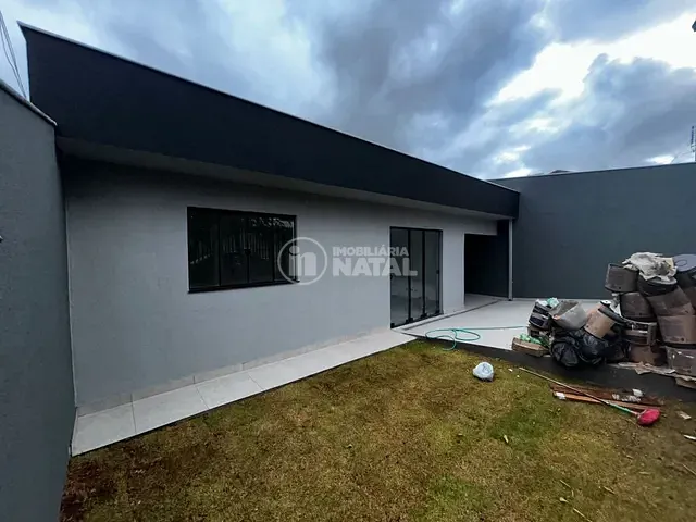 Casa com 200m² 3 quartos e 2 banheiros, à venda, no bairro Conjunto Farid Libos em Londrina