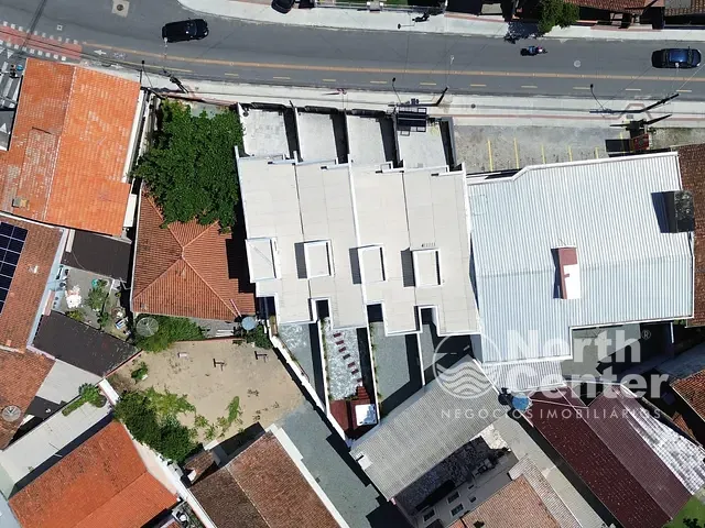 Casa com 152m² 3 quartos e 3 banheiros, à venda, no bairro CENTRO em Balneário Barra do Sul