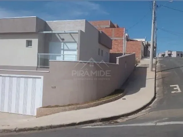 Casa com 218m² 4 quartos e 2 banheiros, à venda, no bairro Residencial Morumbí em Poços de Caldas