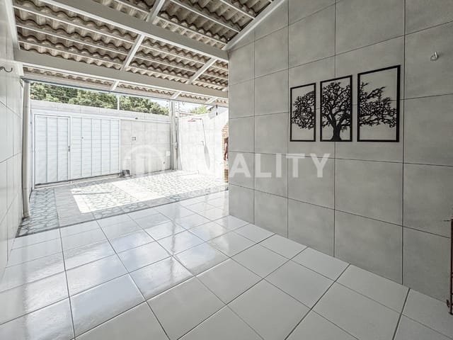 Casa com 192m² 3 quartos e 2 banheiros, à venda, no bairro Jangurussu em Fortaleza