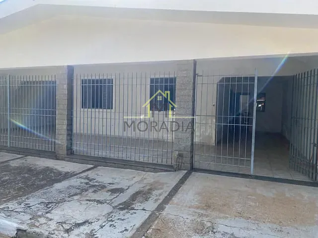 Casa com 288m² 3 quartos e 1 banheiro, à venda, no bairro Vila Conceição em Guaxupé