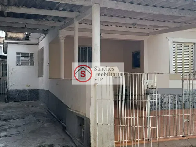 Casa com 200m² 3 quartos e 2 banheiros, à venda, no bairro Vila Amália (Zona Leste) em São Paulo