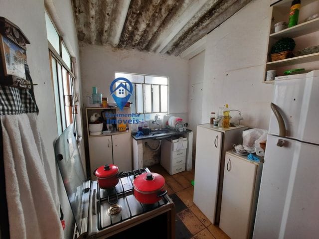 Casa com 360m² 3 quartos e 1 banheiro, à venda, no bairro Pindorama em Belo Horizonte
