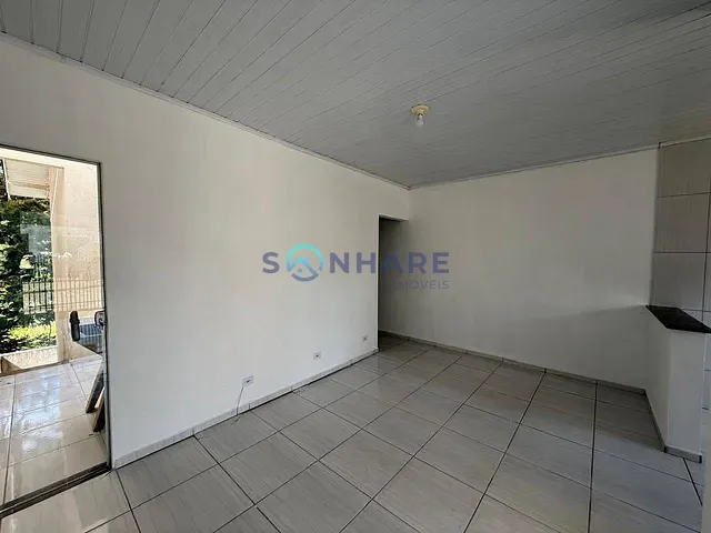 Casa 2 quartos e 1 banheiro, para alugar, no bairro Residencial Alvorada em Tomazina