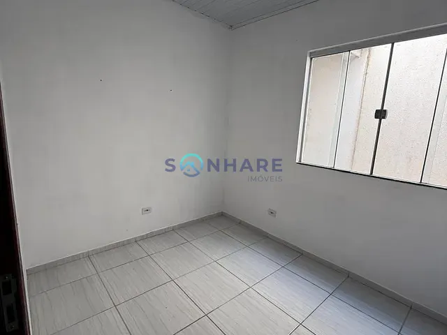 Casa 2 quartos e 1 banheiro, para alugar, no bairro Residencial Alvorada em Tomazina