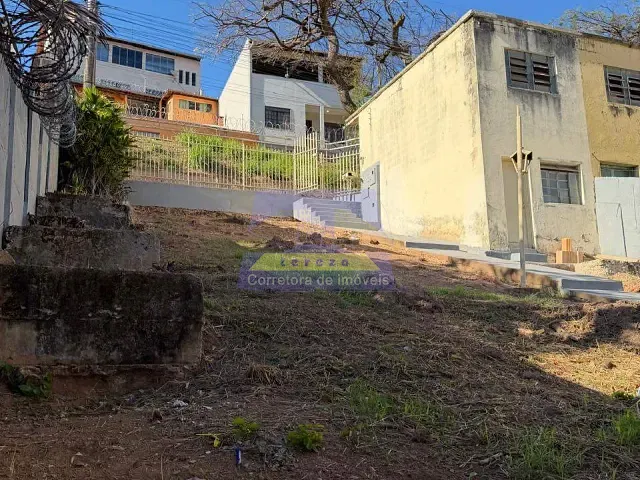Casa com 360m² 3 quartos e 2 banheiros, à venda, no bairro Centro em Itabira