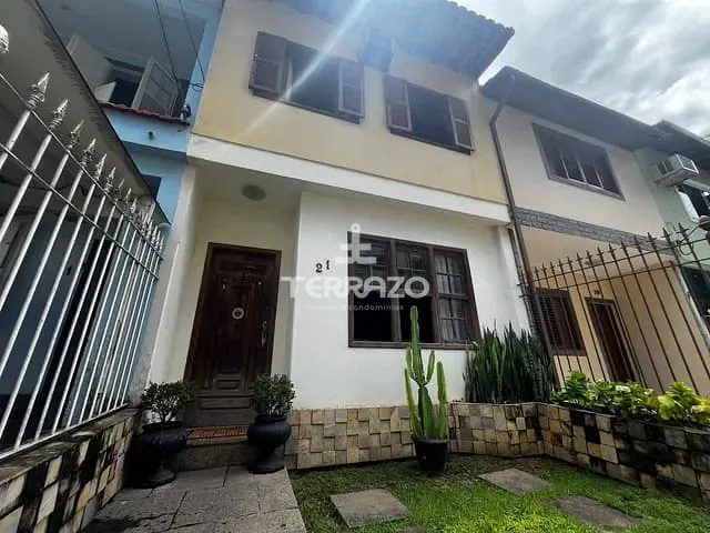 Casa com 130m² 2 quartos e 1 banheiro, à venda, no bairro Vila Santa Cecília em Volta Redonda