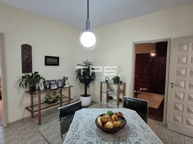Casa com 370m² 3 quartos e 2 banheiros, à venda, no bairro Vila Paraíba em Guaratinguetá