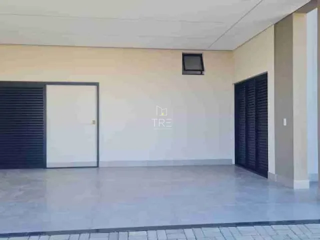 Casa com 300m² 3 quartos e 4 banheiros, à venda, no bairro Vila Pagano em Valinhos