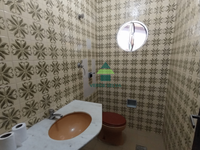 Casa com 360m² 3 quartos e 3 banheiros, para alugar, no bairro Jardim Floresta em Atibaia