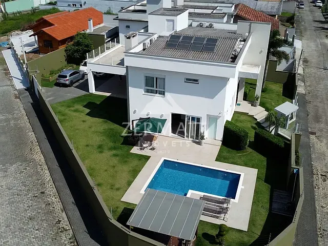 Casa com 779m² 5 quartos e 5 banheiros, à venda, no bairro Vorstadt em Blumenau
