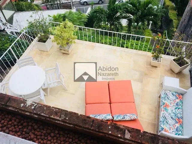 Casa com 600m² 4 quartos e 3 banheiros, à venda, no bairro São Francisco em Niterói