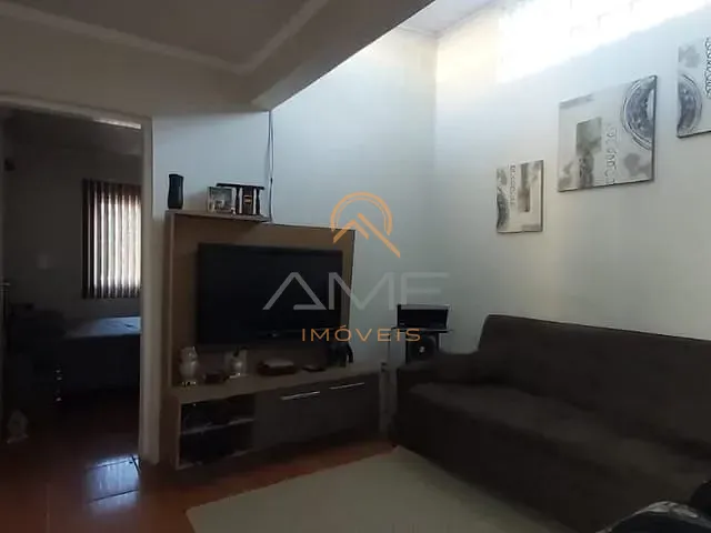 Casa com 225m², à venda, no bairro São Gonçalo em Pelotas