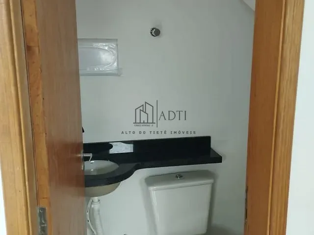 Casa 2 quartos e 1 banheiro, à venda, no bairro Vila Suissa em Mogi das Cruzes