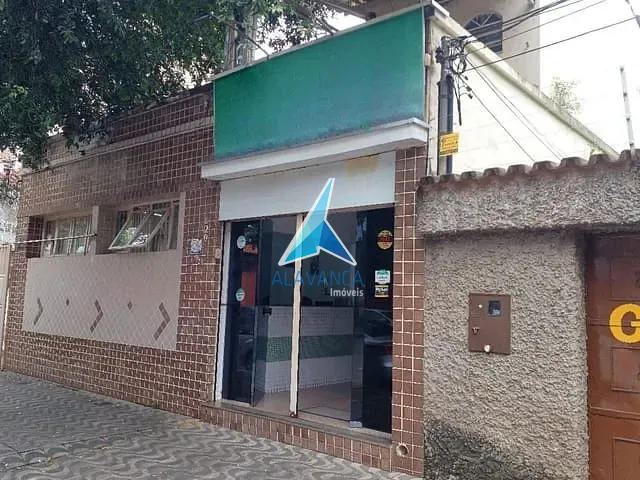 Casa com 495m² 11 quartos e 6 banheiros, à venda, no bairro Esplanada em Governador Valadares