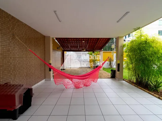 Casa com 300m² 4 quartos e 3 banheiros, à venda, no bairro Taguatinga Sul (Taguatinga) em Brasília