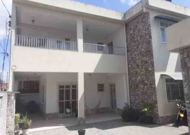 Casa com 180m² 4 quartos e 3 banheiros, à venda, no bairro Parque Guarus em Campos dos Goytacazes