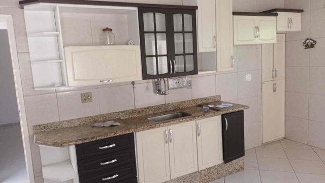 Casa com 180m² 4 quartos e 3 banheiros, à venda, no bairro Parque Guarus em Campos dos Goytacazes