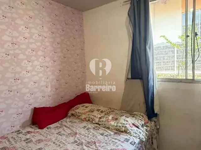 Casa 2 quartos e 1 banheiro, à venda, no bairro Solar do Barreiro em Belo Horizonte