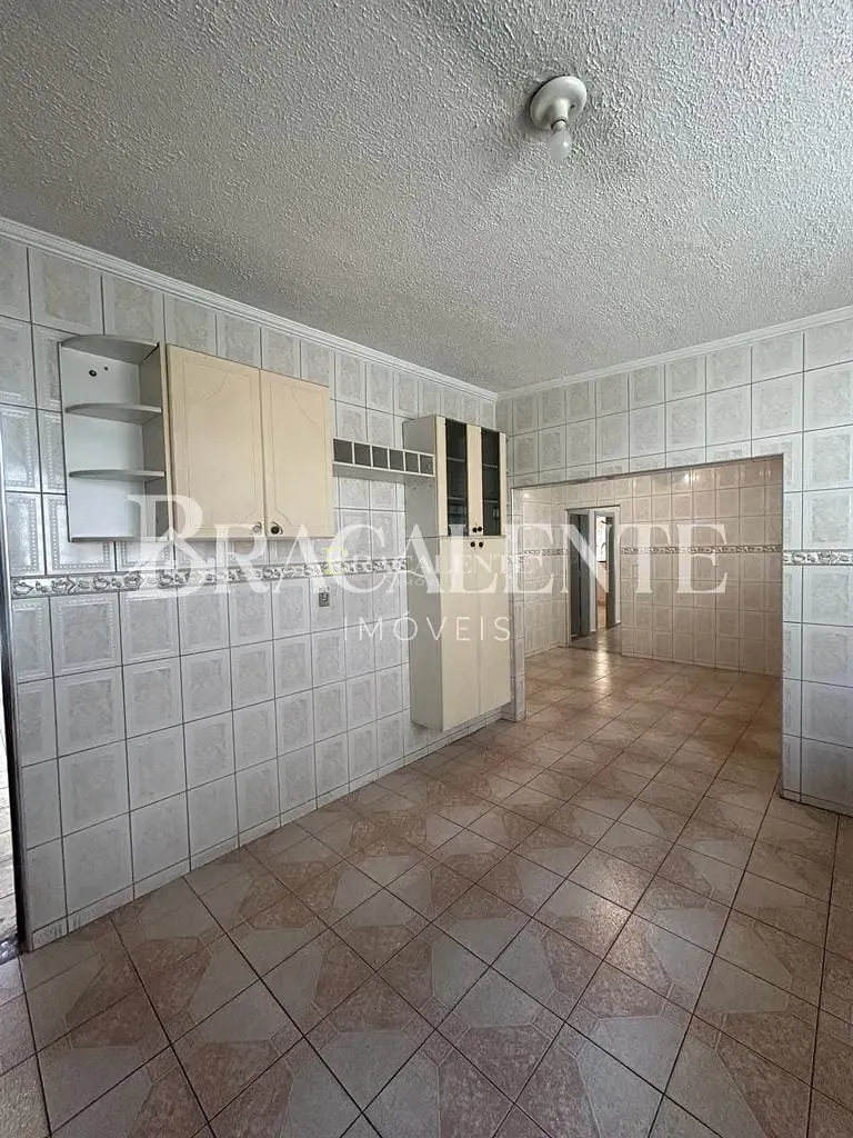 Casa, 2 quartos, 260 m² - Foto 13