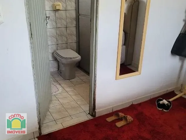 Casa com 588m², à venda, no bairro Centro em Abadiânia