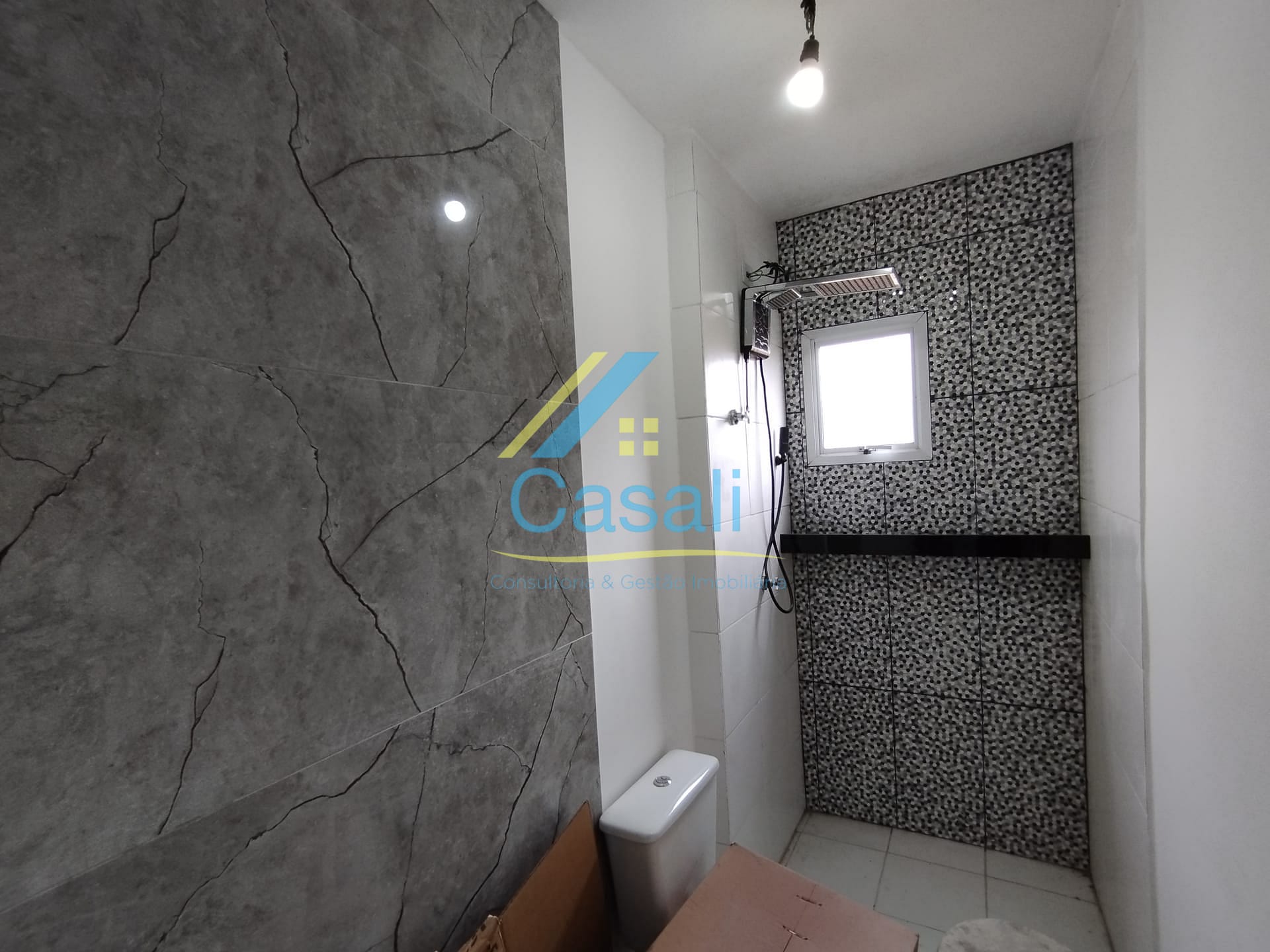 Casa à venda com 2 quartos, 57m² - Foto 13
