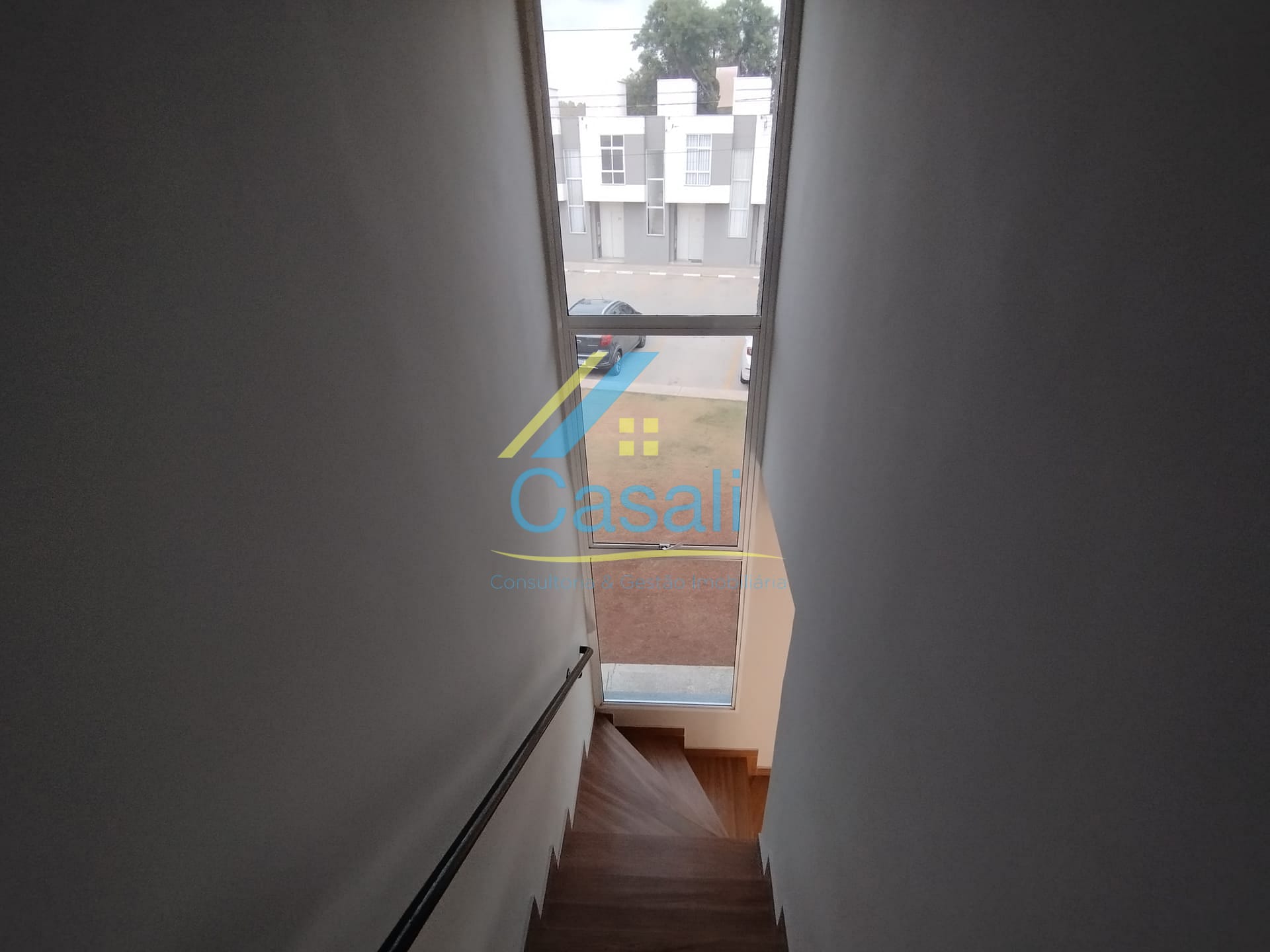Casa à venda com 2 quartos, 57m² - Foto 9