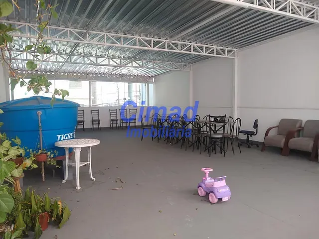 Casa 5 quartos e 2 banheiros, à venda, no bairro Vila Paiva em São Paulo