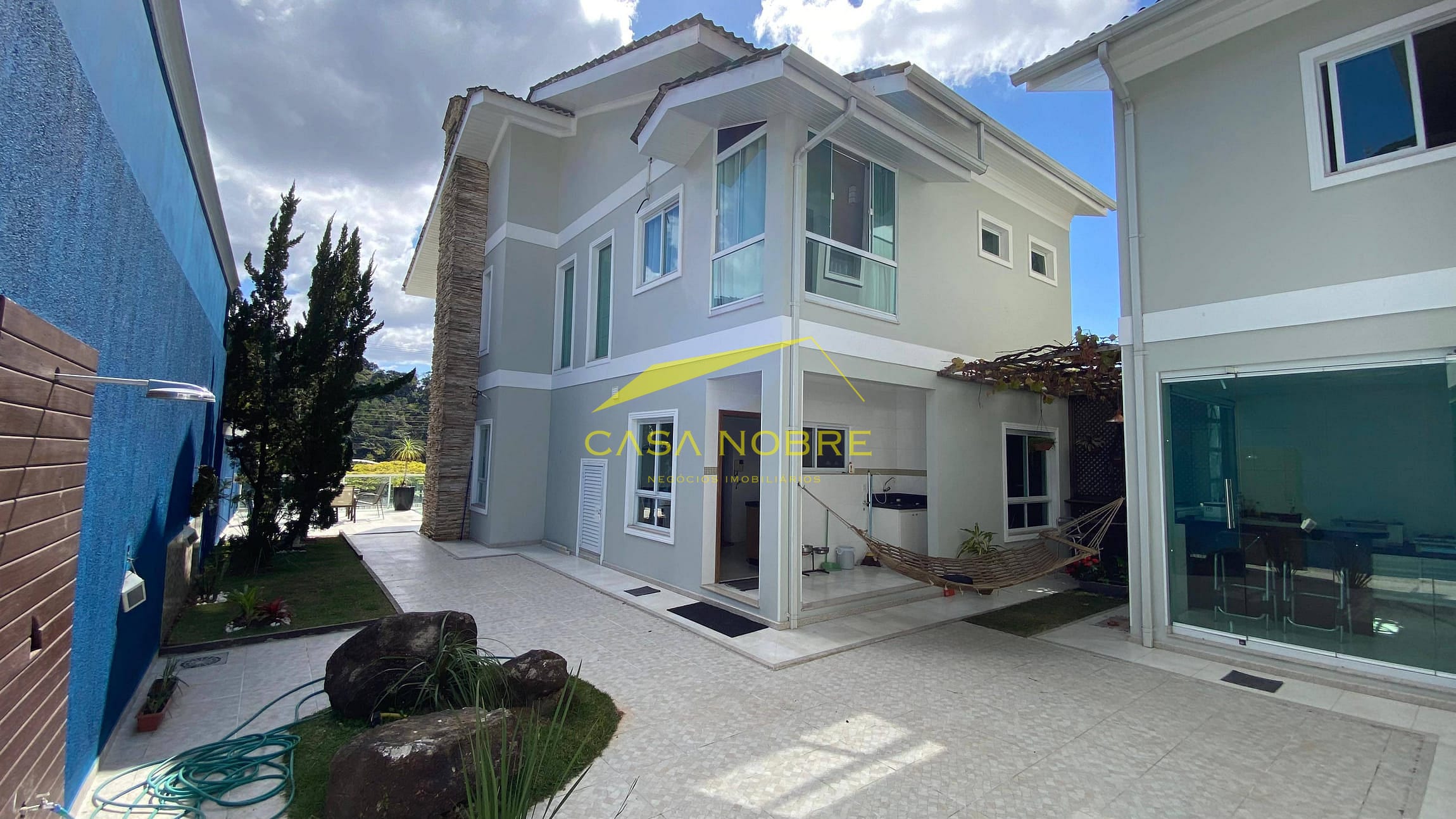 Casa, 3 quartos, 384 m² - Foto 1