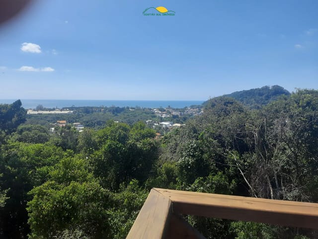Foto do Casa - Linda casa com exuberante vista para o mar e Ilha do Campeche, a 600 metros da Lagoa do Peri e 1,2 km da Praia do Morro das Pedras - Florianópolis/SC | Costão Sul Imóveis