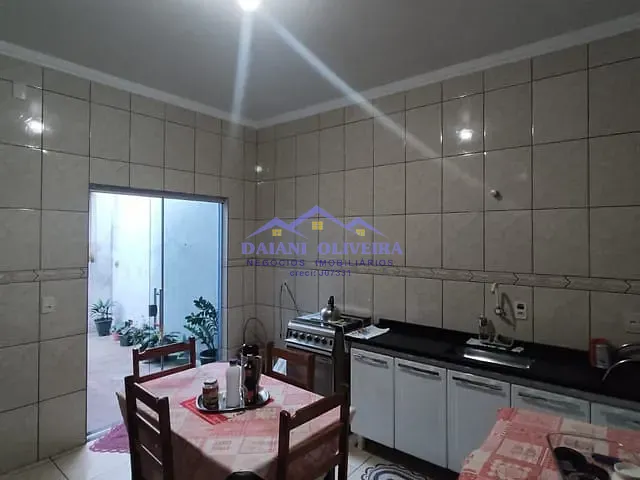 Casa 2 quartos e 2 banheiros, à venda, no bairro IGNEZ PANICHI HAMZE em Cambará