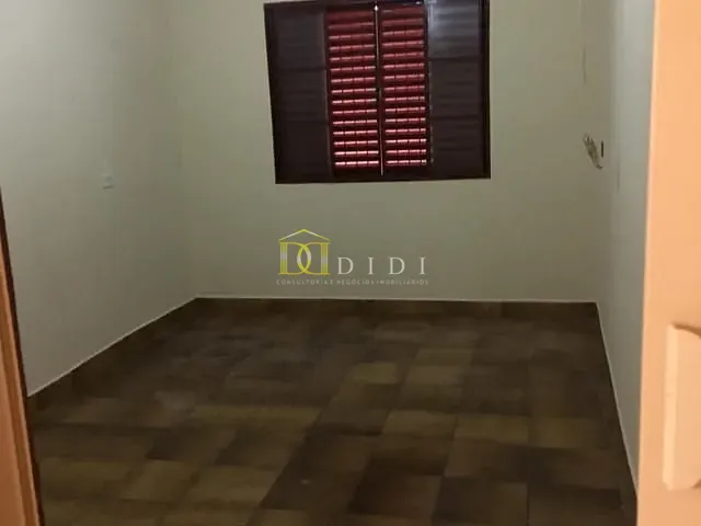 Casa 3 quartos e 2 banheiros, à venda, no bairro Centro em Porto Feliz
