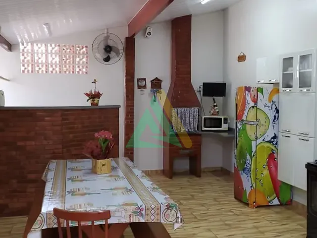 Casa com 200m² 2 quartos e 1 banheiro, à venda, no bairro Jardim Santa Terezinha II em Mogi Guaçu