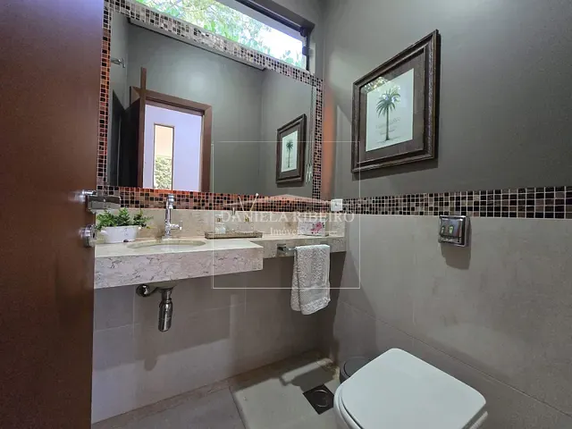 Casa com 360m² 4 quartos e 4 banheiros, à venda, no bairro Esperança em Londrina