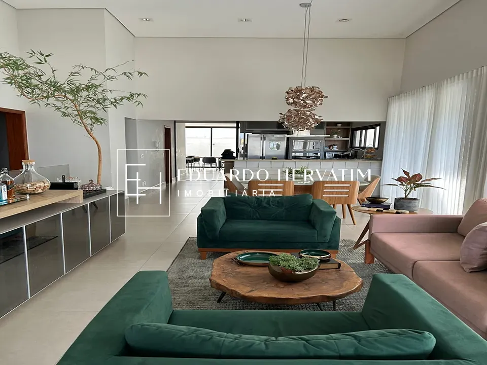 Casa, 3 quartos, 305 m² - Foto 2