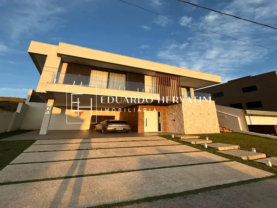 Casa, 3 quartos, 305 m² - Foto 1