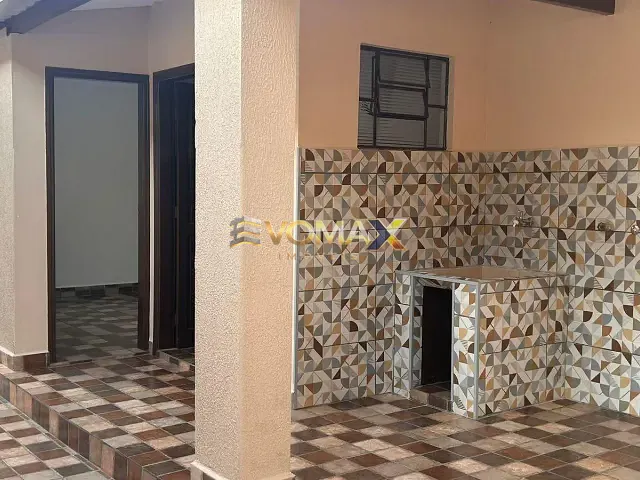 Casa com 210m² 3 quartos e 2 banheiros, à venda, no bairro Centro em Itapetininga
