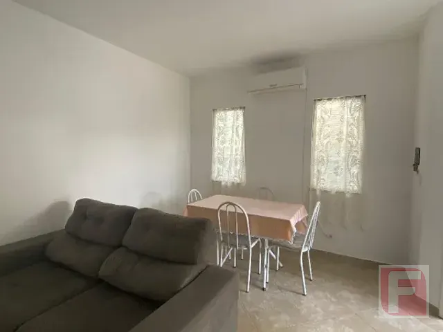 Casa 3 quartos e 2 banheiros, à venda, no bairro Centro em Itapoá