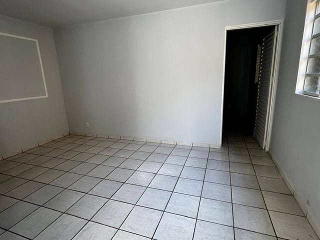 Foto do Casa - Barracão residencial de n.° 05, para locação, Jardim América, Goiânia, GO | Futtura Soluções Imobiliarias