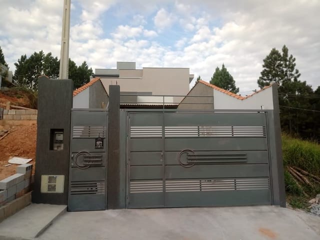 Casa com 150m² 1 quarto e 1 banheiro, à venda, no bairro Bela Vista em Araçariguama