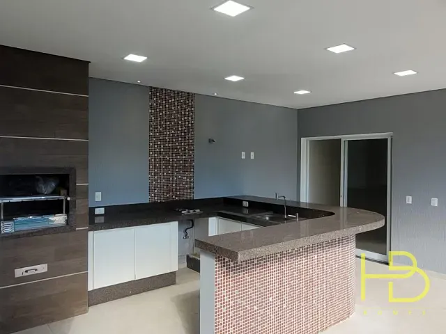 Casa 3 quartos e 3 banheiros, para alugar, no bairro Ibiti Royal Park em Sorocaba