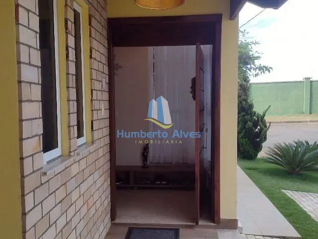 Casa 3 quartos e 4 banheiros, à venda, no bairro Universidade em Vitória da Conquista