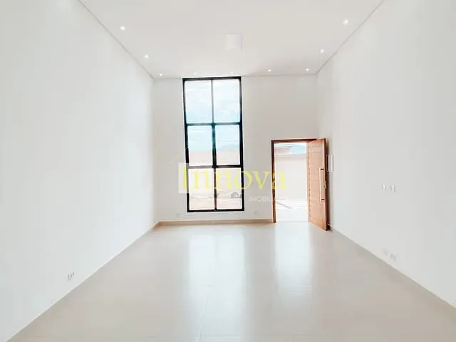 Casa com 360m² 3 quartos e 2 banheiros, à venda, no bairro Pontal de Santa Marina em Caraguatatuba