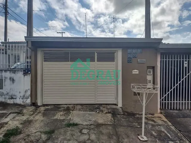 Casa 2 quartos e 1 banheiro, à venda, no bairro Jardim Beija-Flor em Itapeva